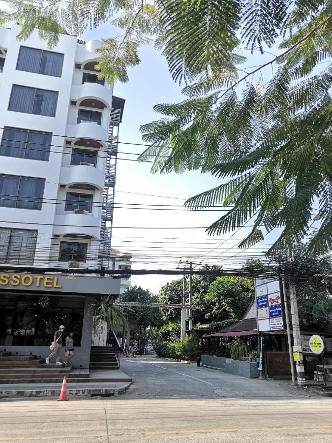 3 Pool With Condo Opposite The Train Station, Near Old City And Nimman Чиангмай Экстерьер фото
